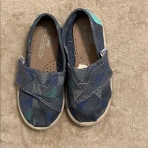 Toddler toms